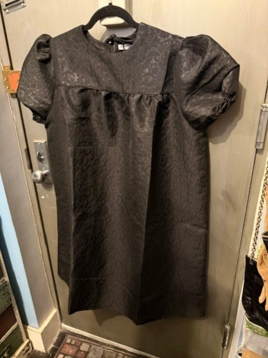 Glamorous Puff-Sleeve Mini Swing Dress - Picture 12 of 16